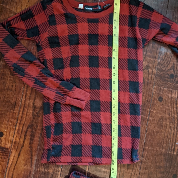 Unisex child's size large pajamas - Picture 2 of 4